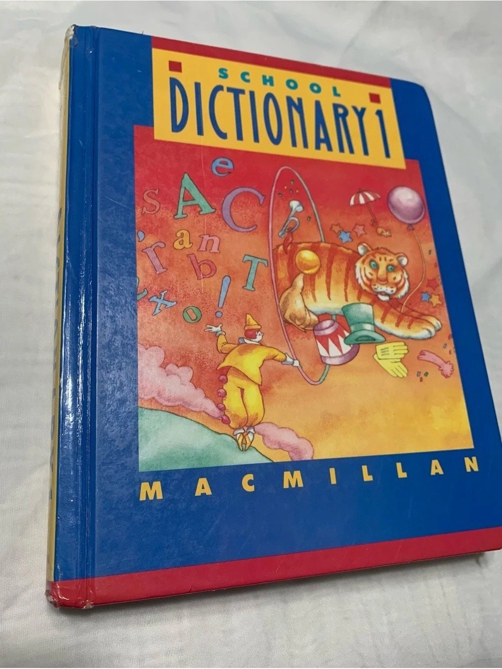 1990 Macmillan Hardcover School Dictionary 1
